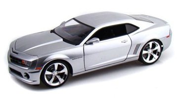 1/18 Chevy Camaro SS, Candy Silver 2006