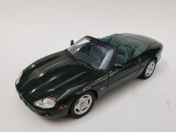 JAGUAR - XK8 SPIDER 1996