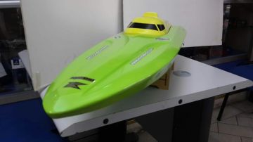 Speed Boat RC (Kumandalı) 6S Pil ile Çalışır