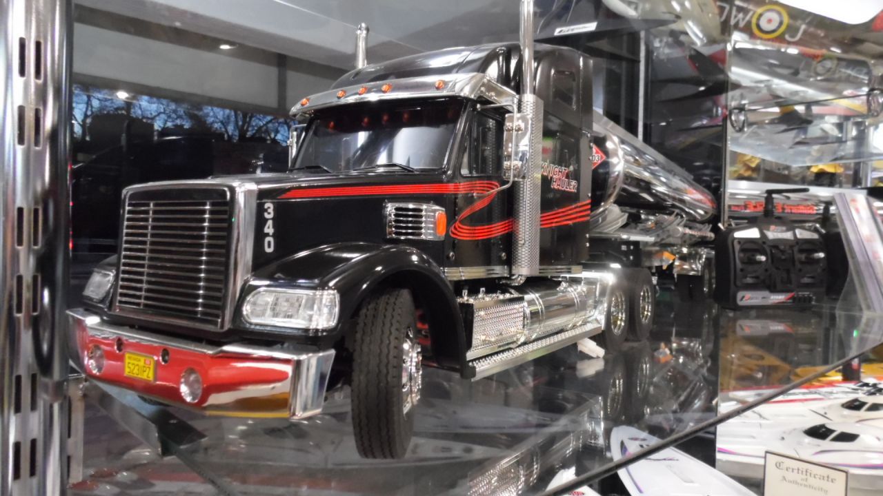 FULL FONKSİYON NIGHT HAULER TIR