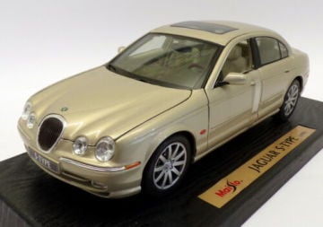 Jaguar S-Type - Gold  1999