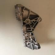 Renault Megane 2 Clio 3 Motor Suportu 8200425034