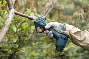 Bosch Pro Pruner Akülü Budama Makası 12 Volt 2 Amper Çift Akü