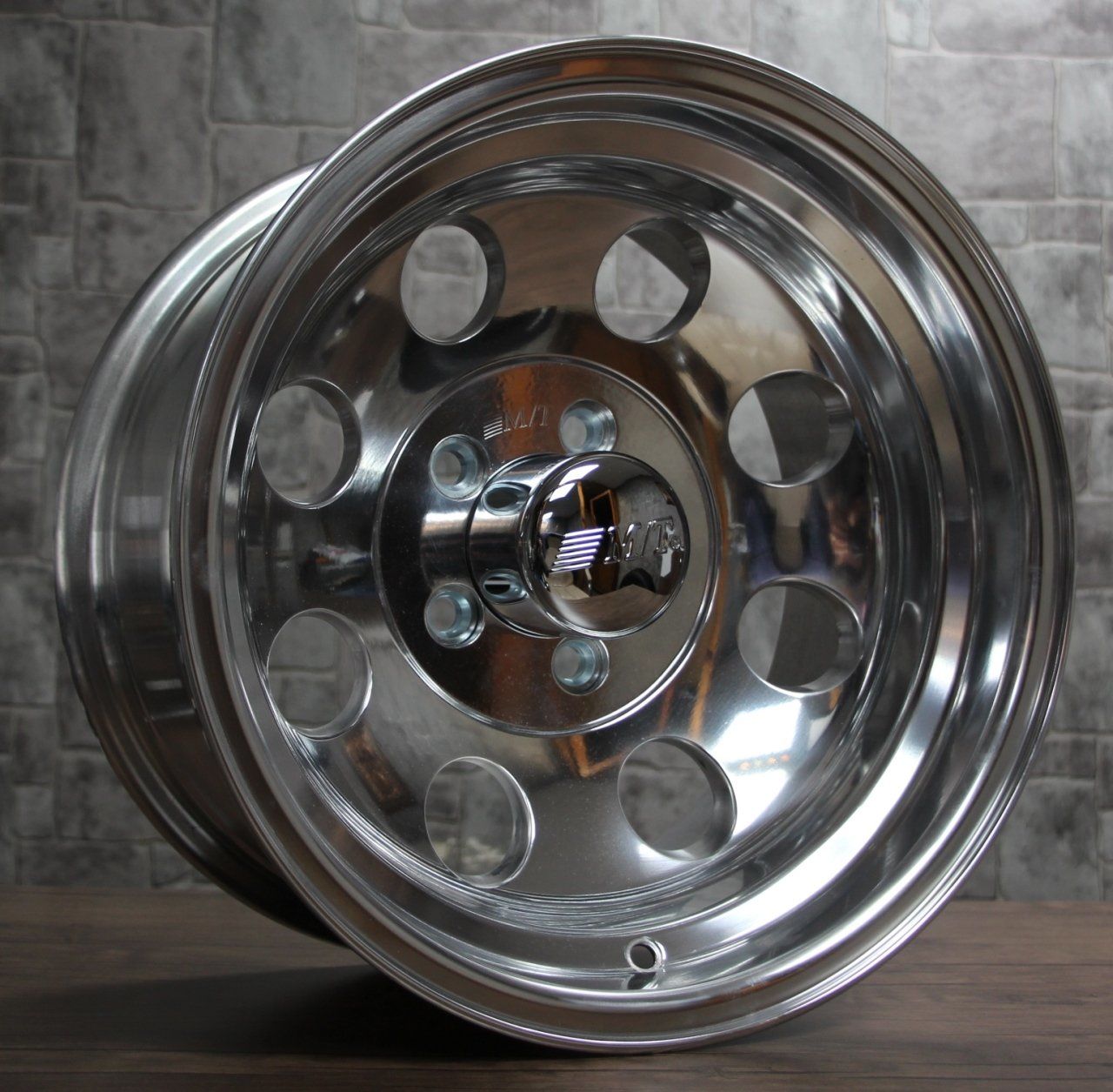 Mickey Thompson 15X8.0 5X114.3 Classic II  ET-30