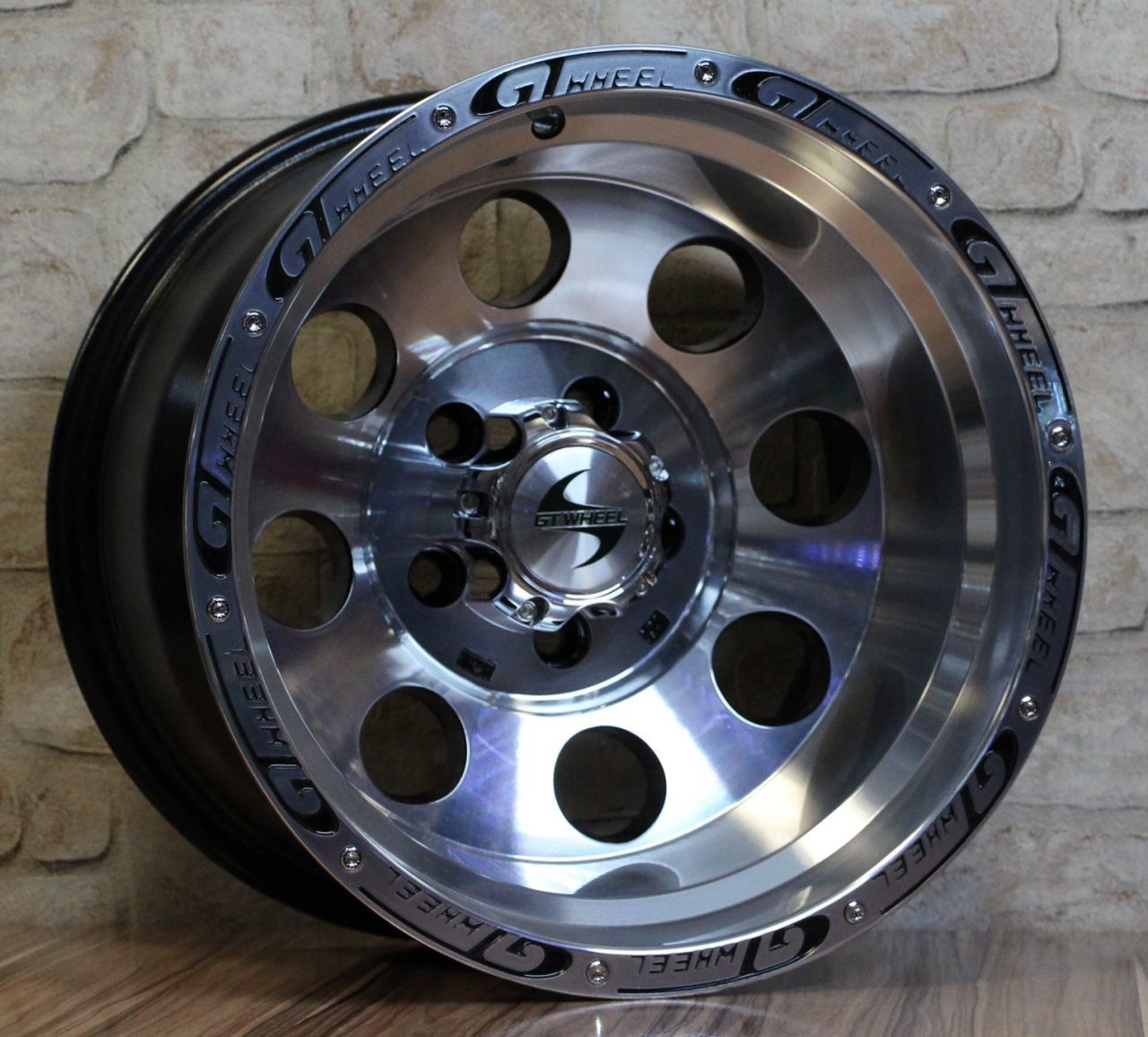 GT  531  15X10  5X114.3 MB ET-44