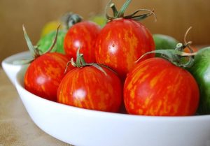 Kırmızı Zebra Atalık domates tohumu geleneksel lezzet