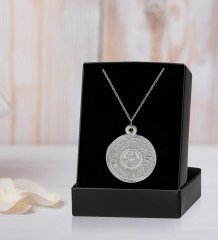 BK Gift Kadınlara Özel Siyah Şal ve Kabartmalı Silver Ayetel Kürsi Kolye