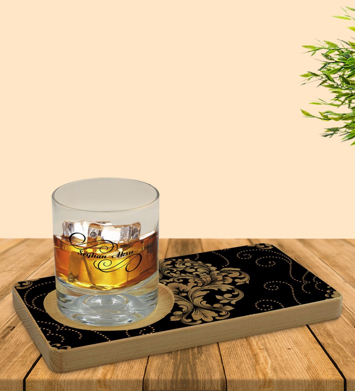 Kişiye Özel Retro Motif Tasarımlı Doğal Ahşap Tabaklı Viski Bardağı Sunum Seti Model 10
