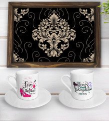 Kişiye Özel Evin Süslüsü ve Evin Yakışıklısı Tasarımlı 2'li Kahve Fincan Seti ve Doğal Ahşap Tepsi-1