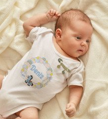 BK Kids Kişiye Özel İsimli Beyaz Bebek Body Zıbın Erkek Bebek Künyesi ve İğnesi Hediye Seti-25
