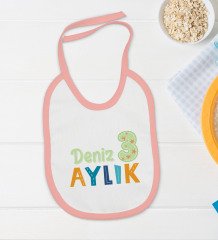 BK Kids Kişiye Özel Aylık Tasarımlı Pembe Bebek Body Zıbın ve Mama Önlüğü Hediye Seti-1