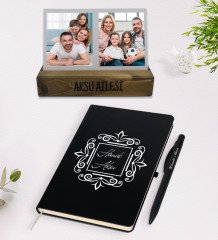 Kişiye Özel 2 Fotoğraflı Dekoratif Ahşap Stand ve Siyah Defter Kalem Hediye Seti