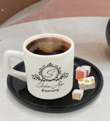 Kişiye Özel Siyah Sunum Tabaklı İsimli Türk Kahvesi Fincanı Model 11