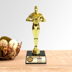 Kişiye Özel Yılın En İyi Yüzbaşısı Oscar Ödülü