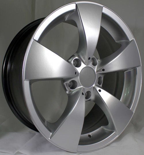 7X16 TIM-113 5X114,3 ET35 72.56 HYPER SILVER XL