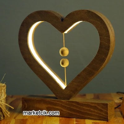 Marketcik Dekoratif Ahşap Kalp Model Mıknatıslı Led Masa Lambası