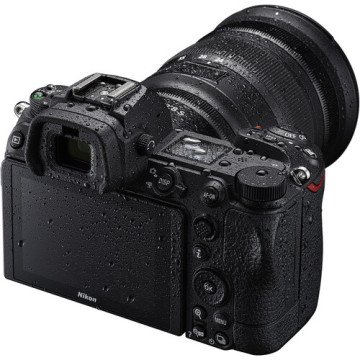 Nikon Z7 II Body + 24-70mm f/4 Lens (12000 TL Geri Ödeme)
