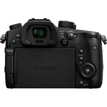 Panasonic Lumix GH5 Fotoğraf Makinesi (Body)