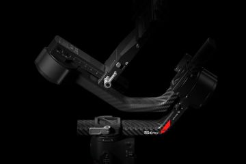 DJI RS 4 Pro Gimbal Stabilizer Combo