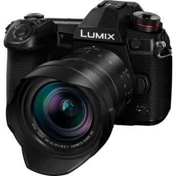 Panasonic Lumix G9 + Leica 12-60mm F2.8-4 Lens