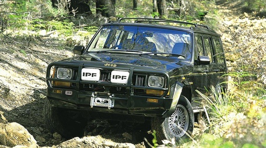 1994-97 JEEP CHEROKEE XJ ARB DELUX ÖN TAMPON, VİNÇ YUVALI ARB ÖN ÇELİK TAMPON