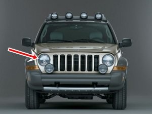 2002-2004 JEEP LIBERTY KJ ÖN SAĞ FAR