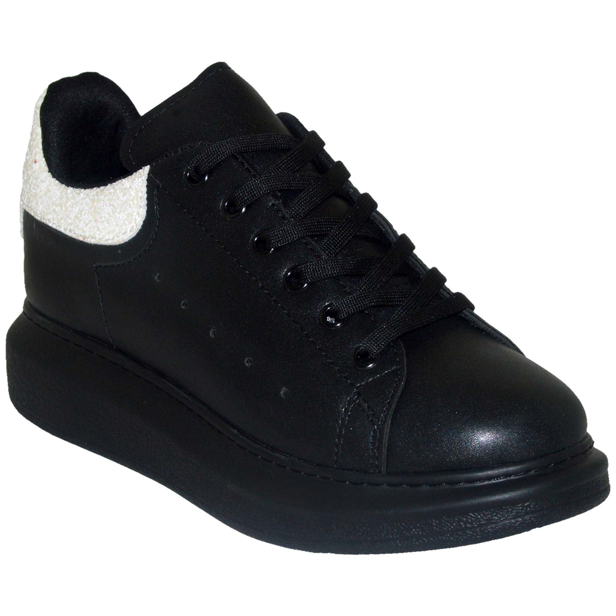 Spor Model Kadın Ayakkabı - Siyah/Beyaz Taşlı