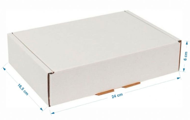 Beyaz Kutu 24x16.5x6 cm