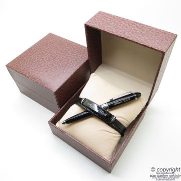 Kişiye Özel Matte Black Unisex Bileklik + İsme Özel Mini Cep Kalemi - Hediyelik Kutulu Set