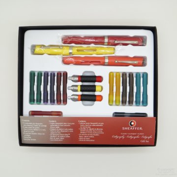Sheaffer Calligraphy Hediyelik Set | 3 Kalem + 3 Uç + 14 Farklı Renk Refil | İsme Özel Set