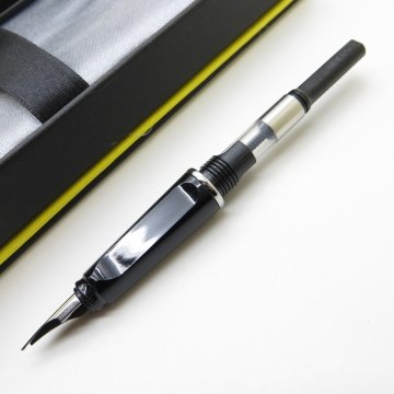 Jinhao Tam Metal Siyah Dolma Kalem | İsme Özel Kalem