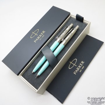 Parker Jotter Original Açık Yeşil Tükenmez Kalem + 0.5 Versatil (uçlu) Kalem Set | İsme Özel Kalem | Hediyelik Kalem