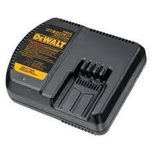 Dewalt DE0246 Akü Şarj adaptörü 24,0 V