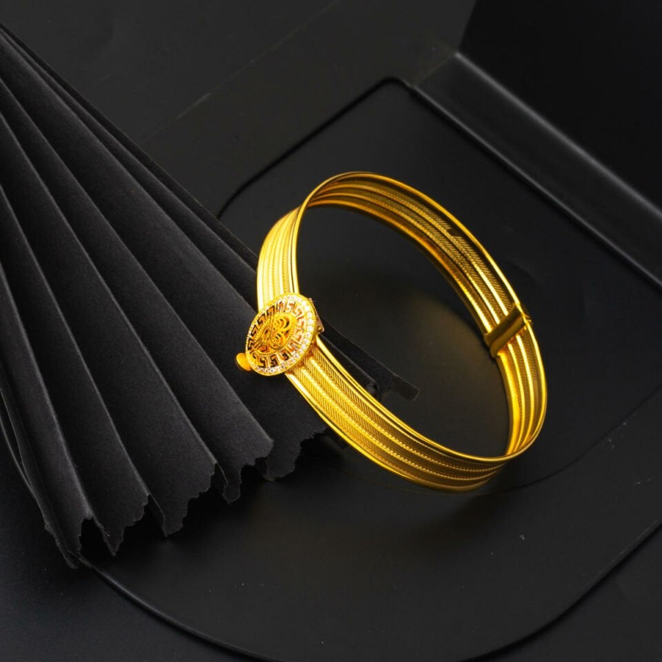 Versace Tuğralı Hasır 14 Ayar Kelepçe Altın Bilezik
