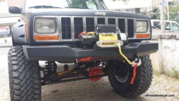 MXO Cherokee XJ 84-91 Ön Tampon