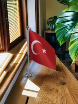Tek Direkli V Tipi Türk Bayrağı Kaliteli 1 Sınıf Kumaş