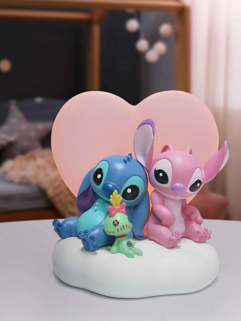 Disney Showcase - Stitch, Angel and Scrump Işıklı Heykel