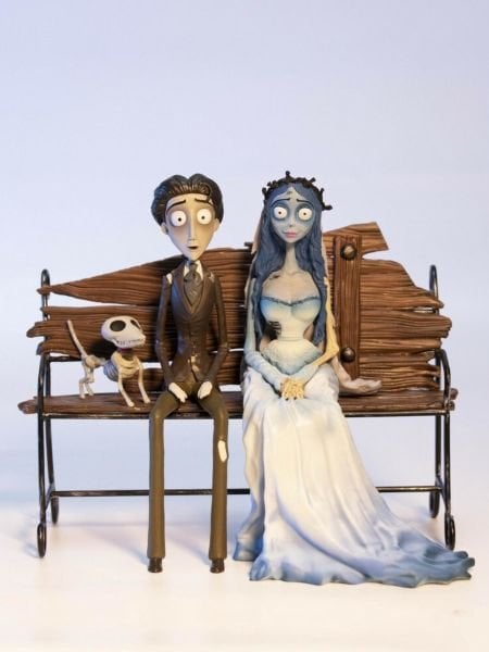 Corpse Bride - Victor and Emily 1/10 Scale Heykel