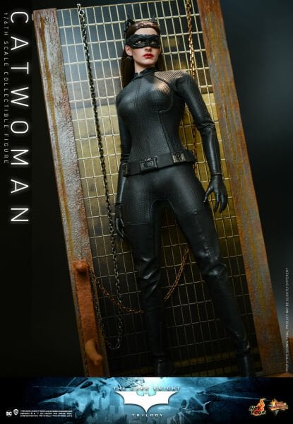 The Dark Knight Trilogy - Catwoman (Selina Kyle) 1/6 Scale Koleksiyon Figürü