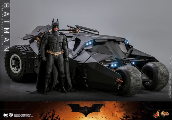 Batman Begins - Batman 1/6 Scale Koleksiyon Figürü