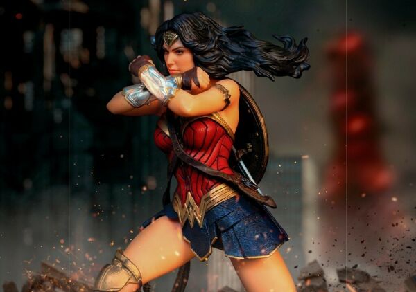 Zack Snyder's Justice League - Wonder Woman 1/10 Art Scale Limited Edition Heykel