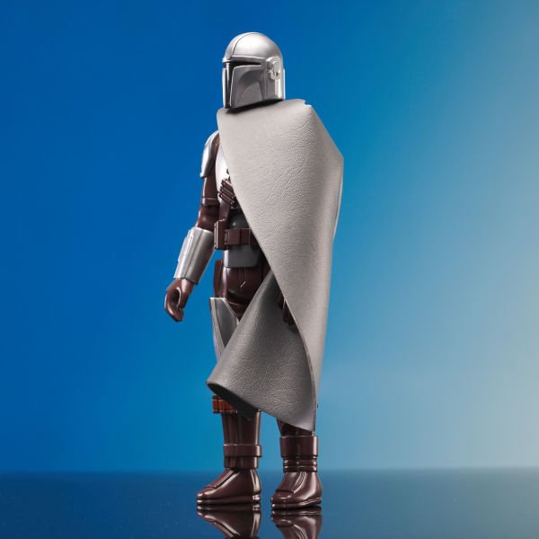 Star Wars: The Mandalorian - The Mandalorian (Beskar) Concept Jumbo Figür