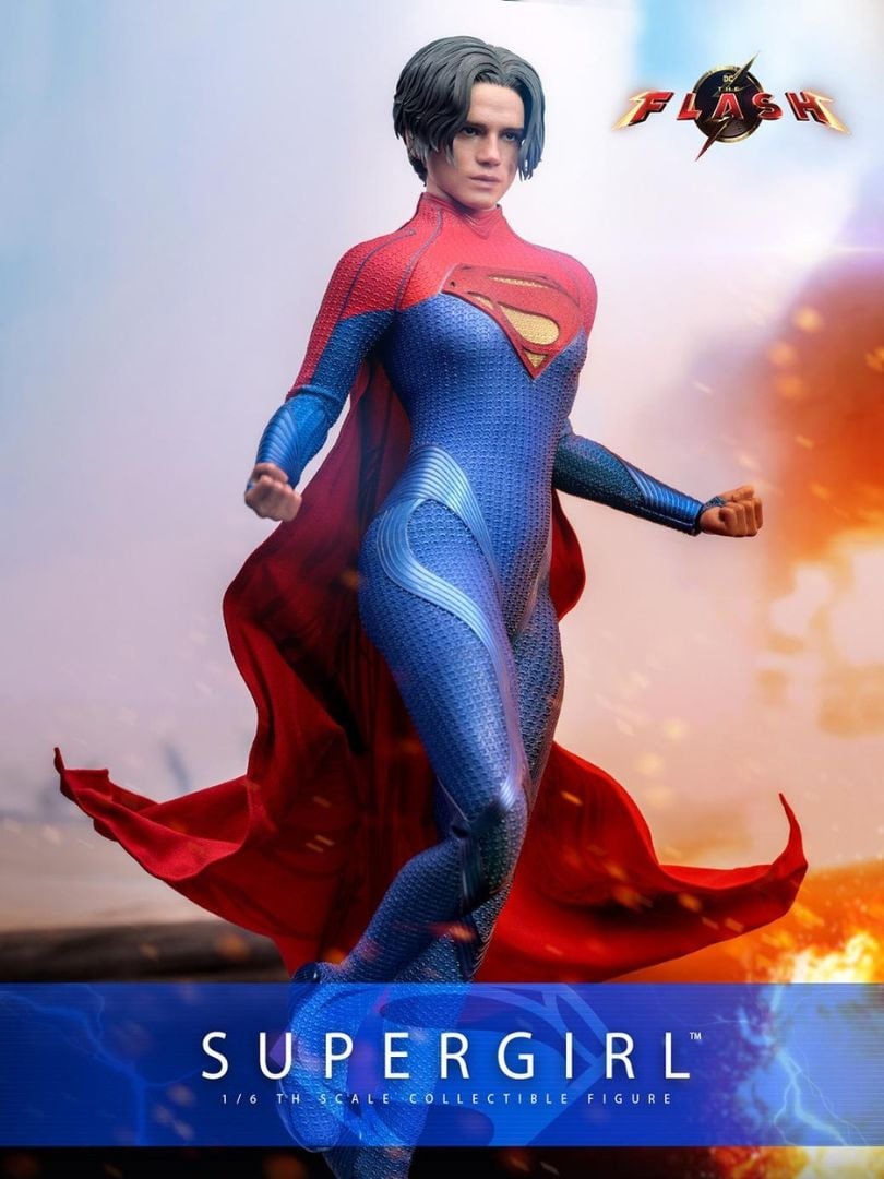The Flash - Supergirl 1/6 Scale Koleksiyon Figürü