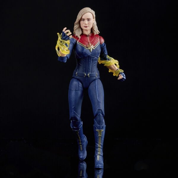 The Marvels - Marvel Legends Captain Marvel (Totally Awesome Hulk BAF)