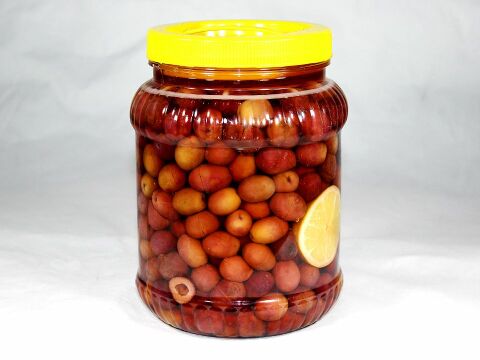 İZORYA SİYAH KIRMA ZEYTİN 1.4KG.