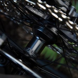 Shimano WH-MT601-B 29'' Jant Seti Ön Arka 12v (15X110-12X148)