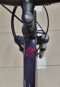 Carraro CRX 924 Dağ Bisikleti 2026 - 24 Vites & Hidrolik Disk Fren | 29 Jant (44cm/M) Karanlık Mor Kırmızı