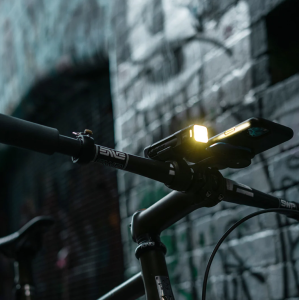 Knog Blinder 600 Şarjlı Ön Far 600 Lümen