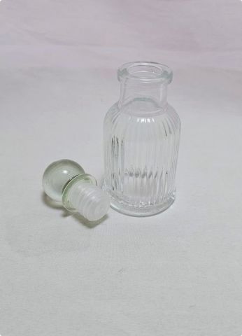 50 cc Cam Kapaklı Çizgili Cam Şişe