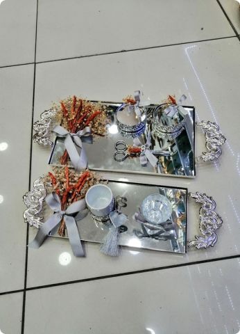 Süslü Aynalı Saplı Damat Kahvesi / Yüzük Tepsisi
